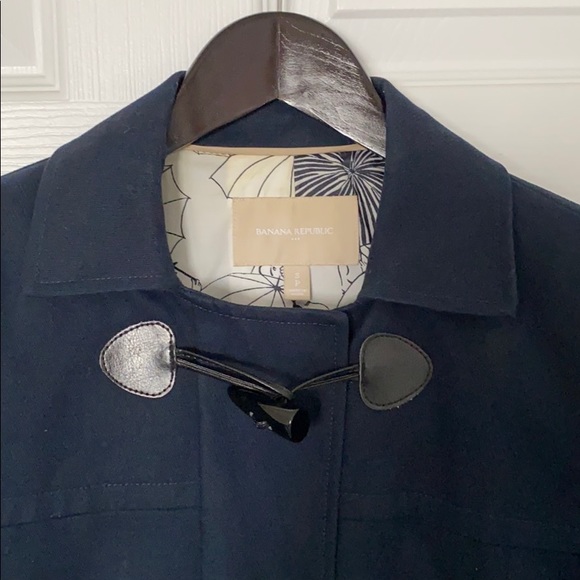 Banana Republic fall/spring coat - Picture 2 of 6